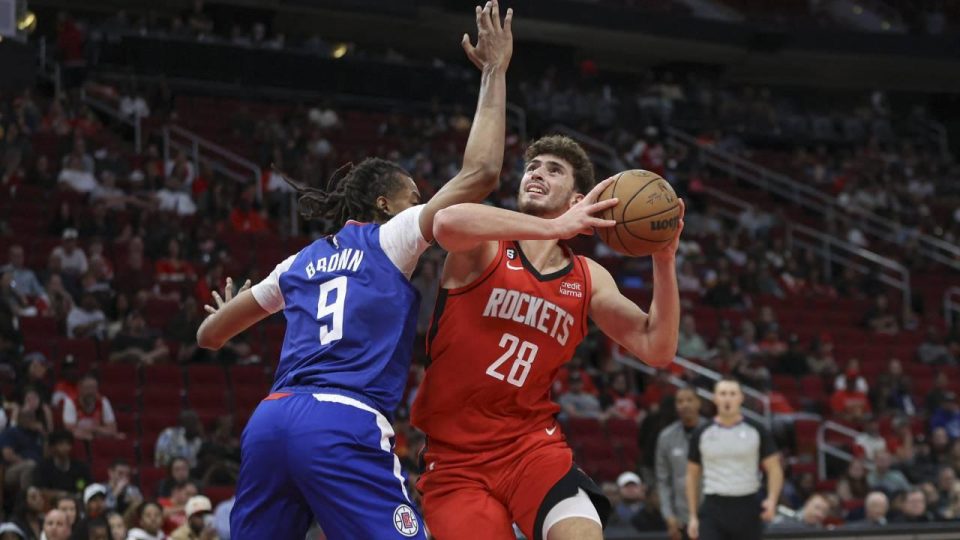 Alperen “double double” yaptı Rockets kazandı