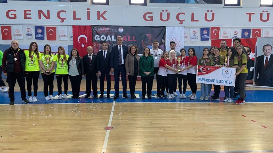 Bartın’da golbol heyecanı yaşandı