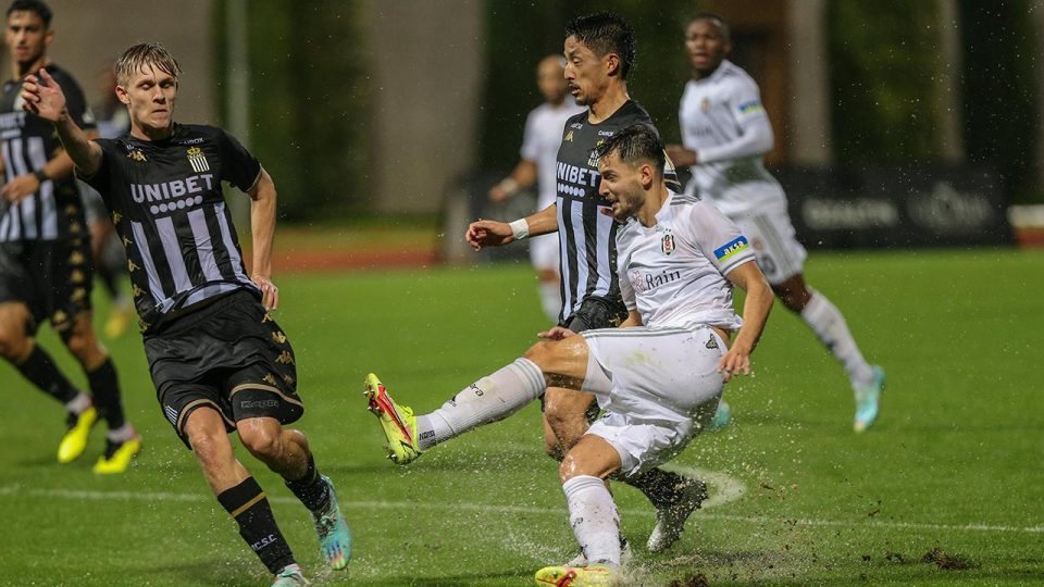 Beşiktaş, Charleroi’yı devirdi