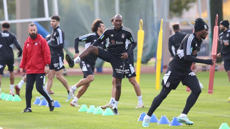 Beşiktaş hazırlıklarını Antalya’da sürdürdü