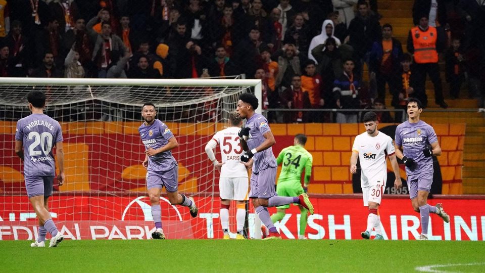 Galatasaray hazırlık maçında Villarreal’e yenildi