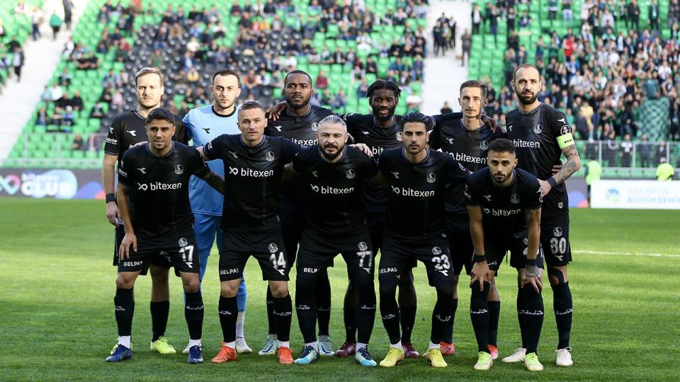 Sakaryaspor ilk devrede umduğunu bulamadı